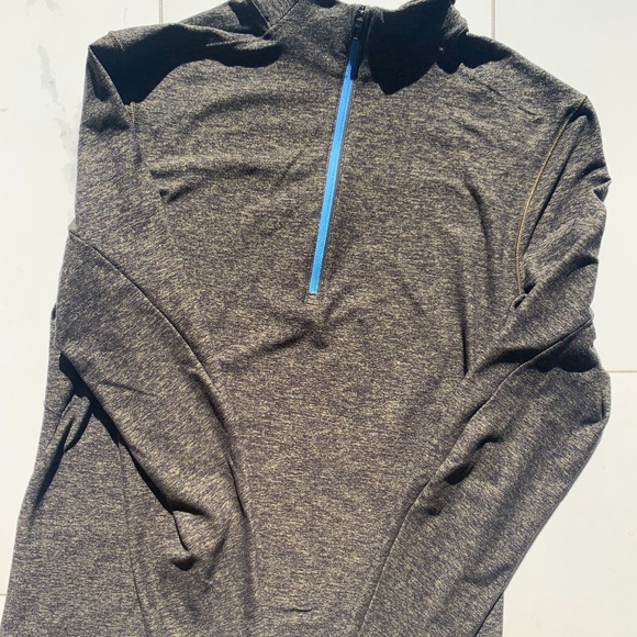 lululemon | men's | Surge Warm 1/2 Zip - Picture 8 of 9